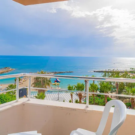 Pyxis Point Szálloda Alanya