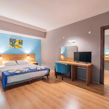 Pyxis Point Hotel